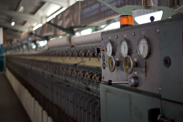 服装制造中使用蒸汽缩水机的五大好处 1