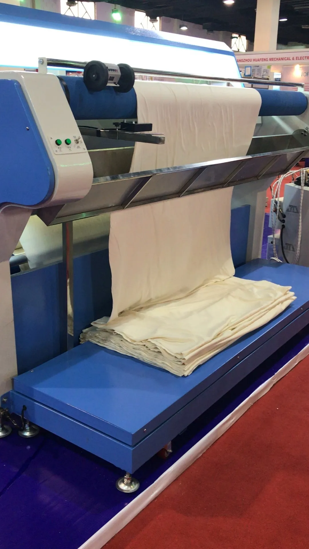 YL-2100C-S   YL-2100C-S-ED  Knitted & Woven Fabric Inspection Machine  (Roll to Relaxing) 1
